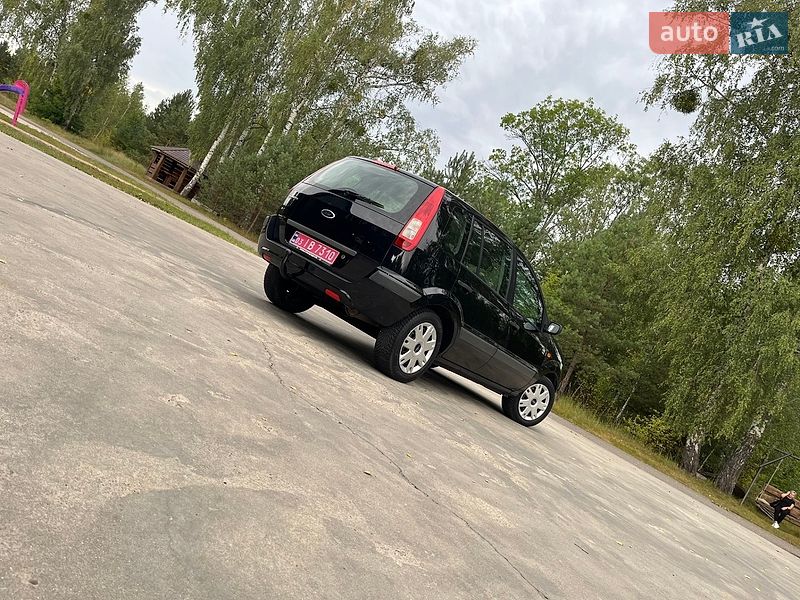 Хэтчбек Ford Fusion 2007 в Славуте