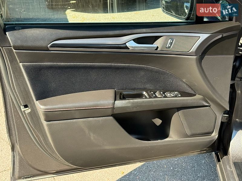 Седан Ford Fusion 2015 в Харькове