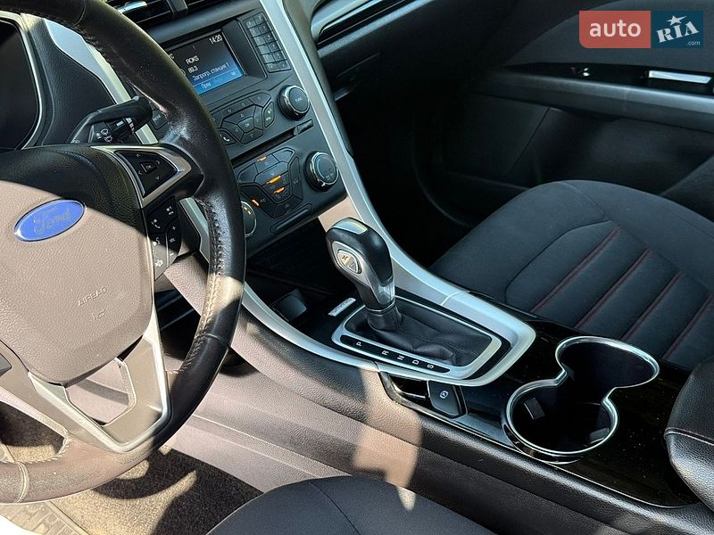 Седан Ford Fusion 2015 в Харькове