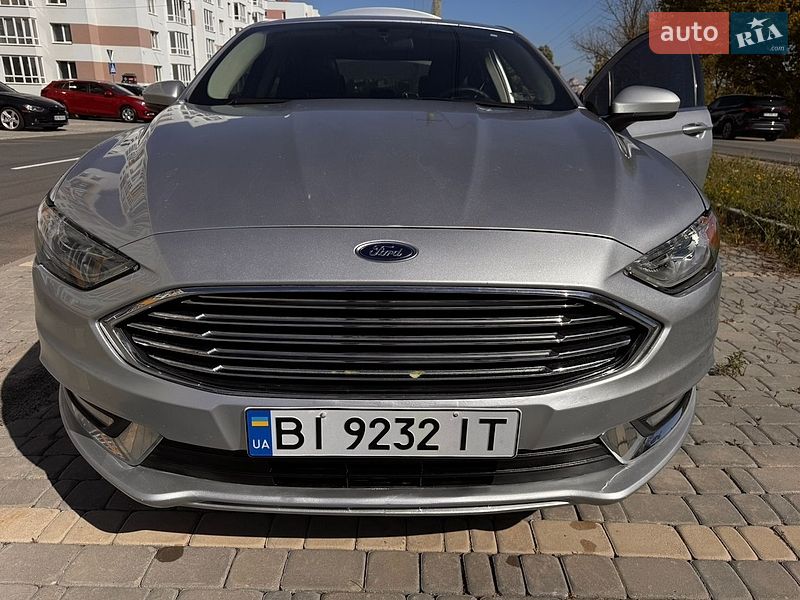 Седан Ford Fusion 2018 в Пирятине