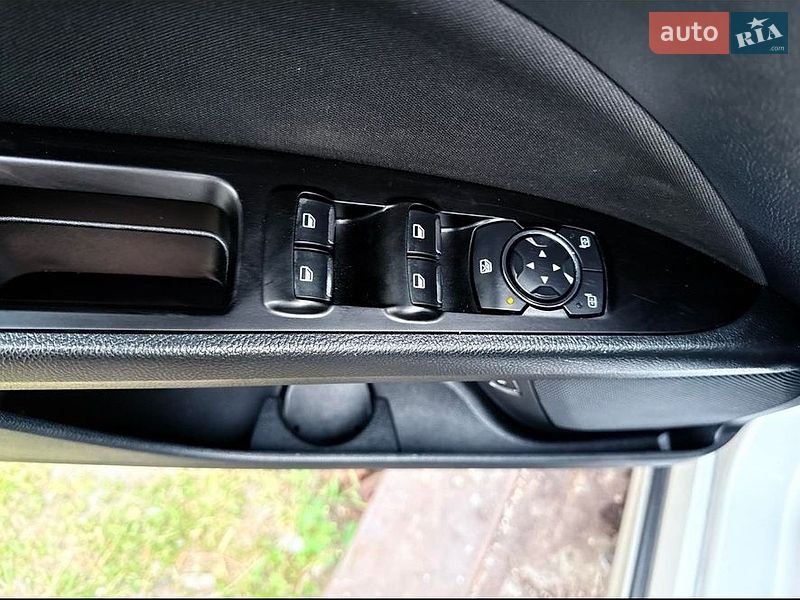 Седан Ford Fusion 2018 в Пирятине