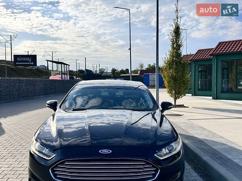 Седан Ford Fusion 2016 в Ирпене