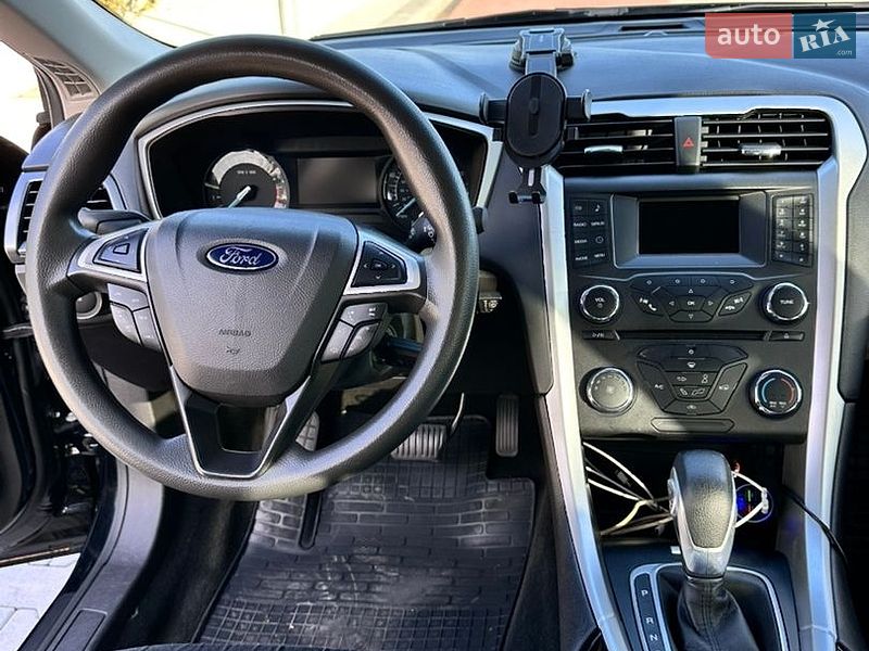 Седан Ford Fusion 2016 в Ирпене
