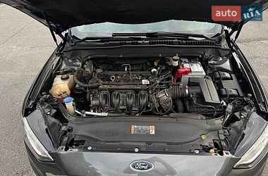 Седан Ford Fusion 2016 в Дніпрі