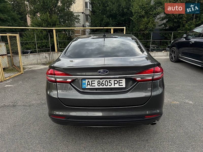 Седан Ford Fusion 2016 в Дніпрі
