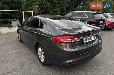 Седан Ford Fusion 2016 в Дніпрі
