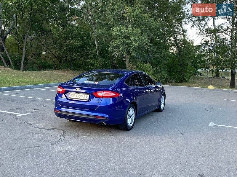 Седан Ford Fusion 2015 в Киеве