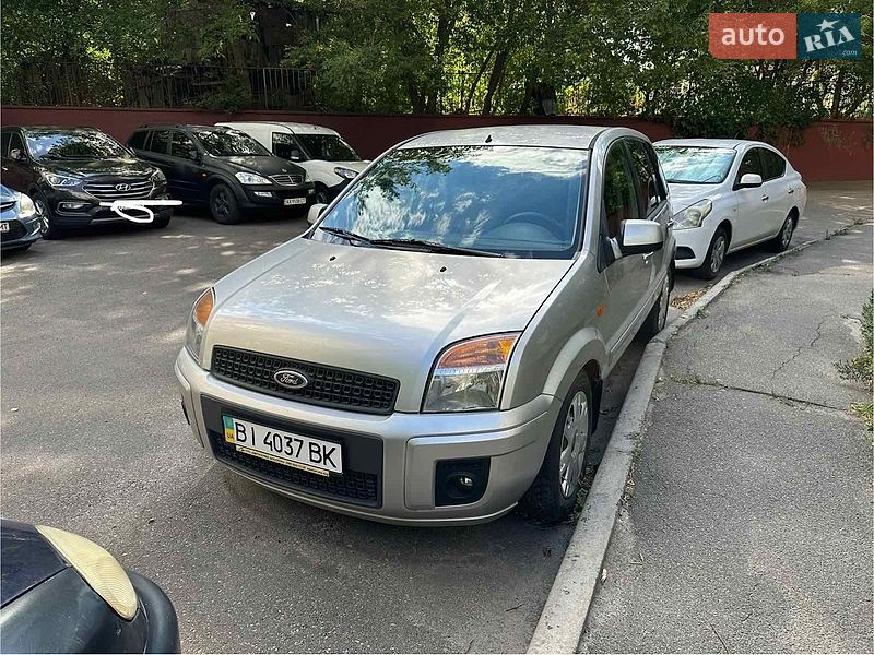 Хэтчбек Ford Fusion 2011 в Киеве
