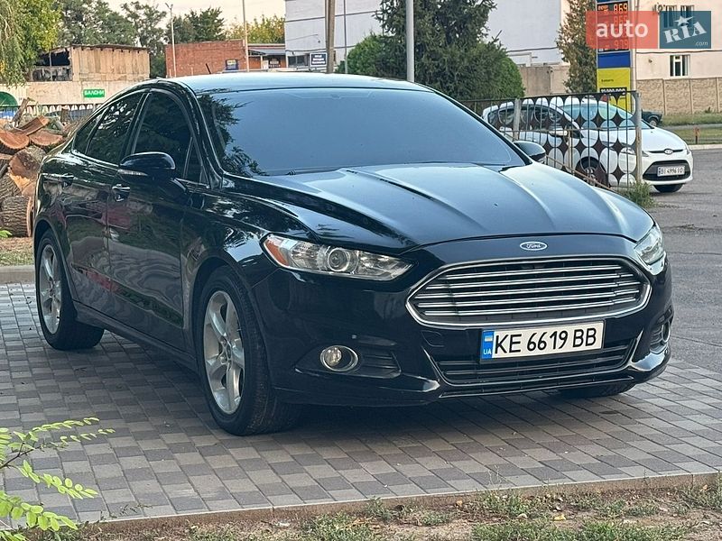 Седан Ford Fusion 2016 в Лубнах