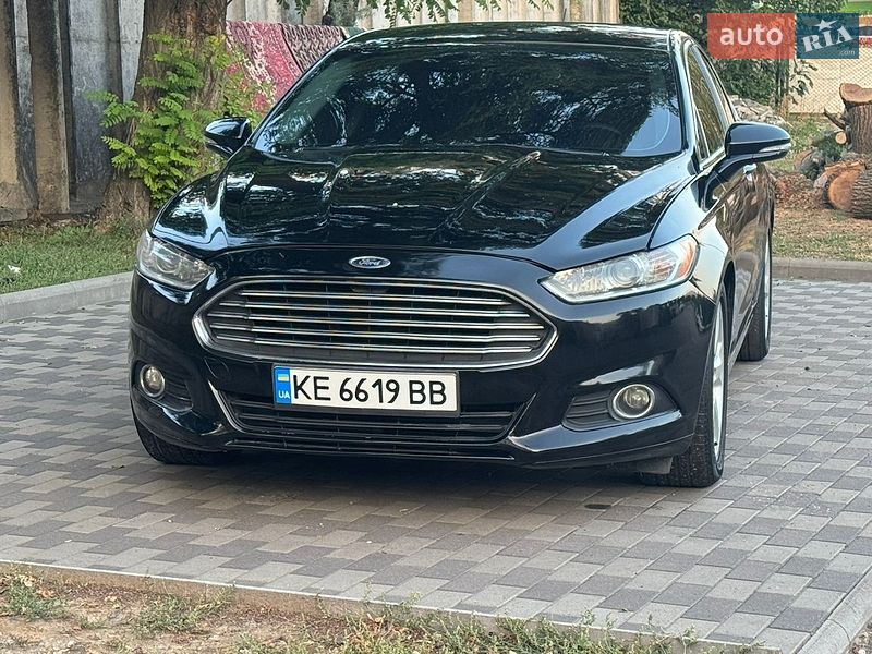 Седан Ford Fusion 2016 в Лубнах