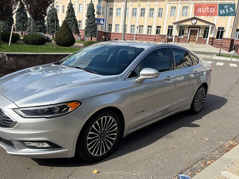 Седан Ford Fusion 2017 в Києві