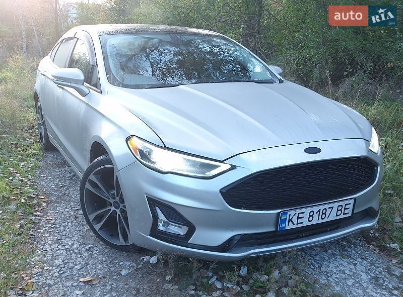 Седан Ford Fusion 2018 в Дніпрі