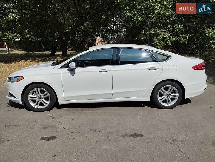 Седан Ford Fusion 2018 в Запоріжжі