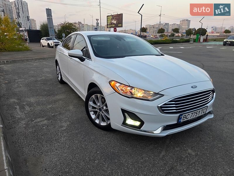 Ford Fusion 2019