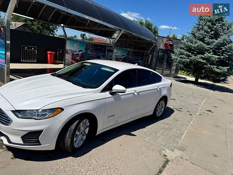 Седан Ford Fusion 2019 в Томаківці фото 33 Седан Ford Fusion 2019 в Томаківці