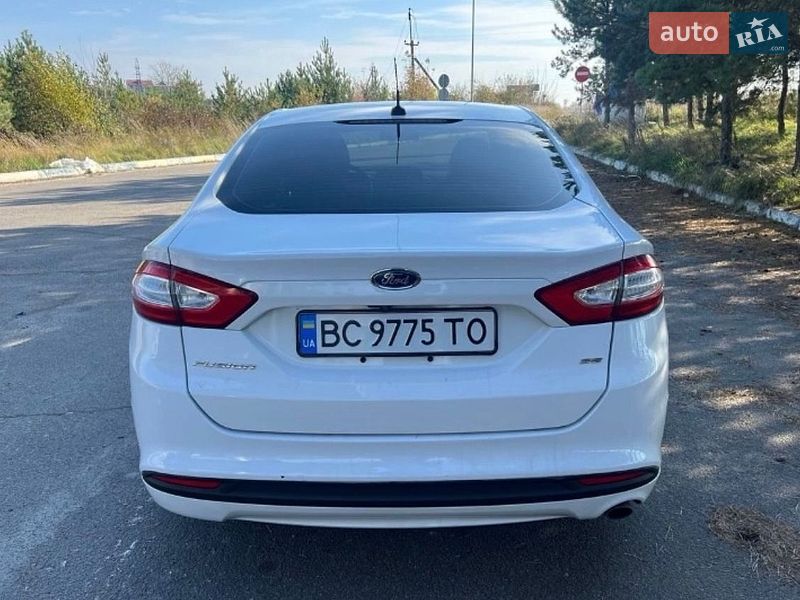 Седан Ford Fusion 2016 в Днепре