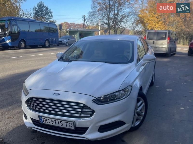 Седан Ford Fusion 2016 в Дніпрі
