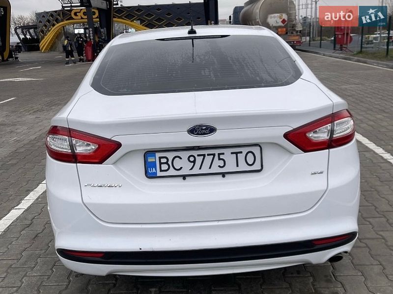 Седан Ford Fusion 2016 в Днепре