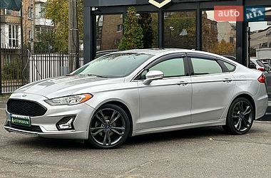 Седан Ford Fusion 2019 в Киеве