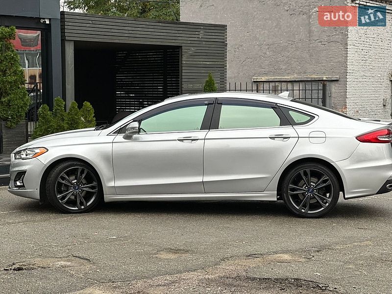 Седан Ford Fusion 2019 в Киеве