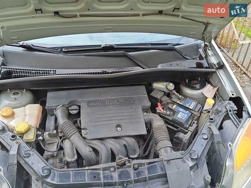 Хетчбек Ford Fusion 2006 в Києві