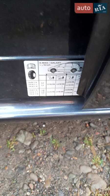 Минивэн Ford Galaxy 2008 в Черновцах
