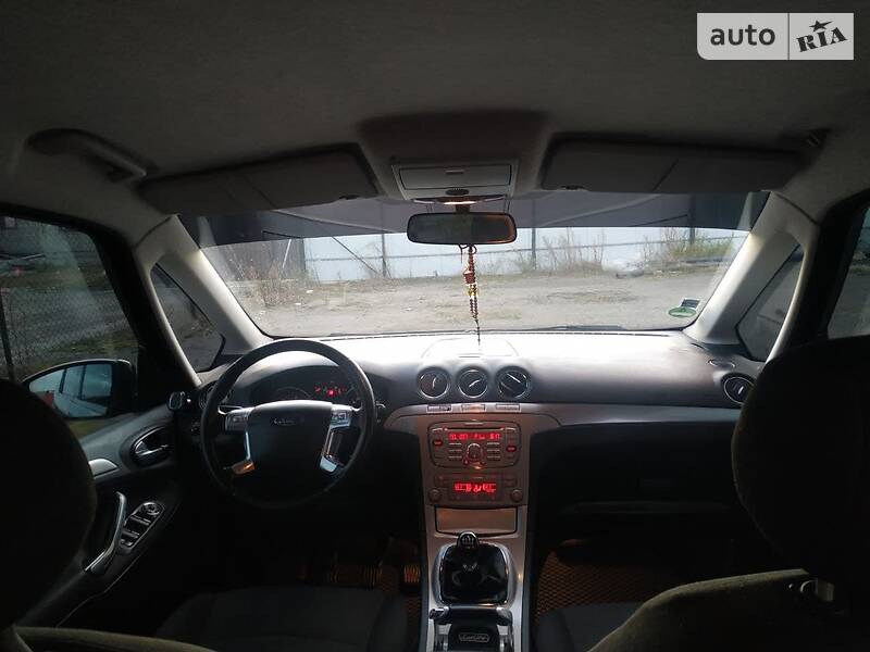 Минивэн Ford Galaxy 2008 в Новояворовске