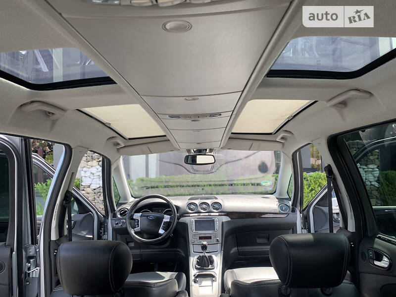 Минивэн Ford Galaxy 2009 в Стрые