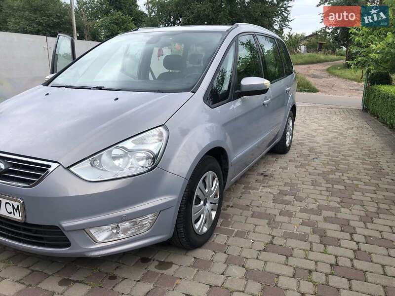 Минивэн Ford Galaxy 2011 в Нововолынске