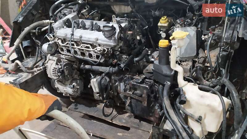 Минивэн Ford Galaxy 2004 в Петропавловской Борщаговке