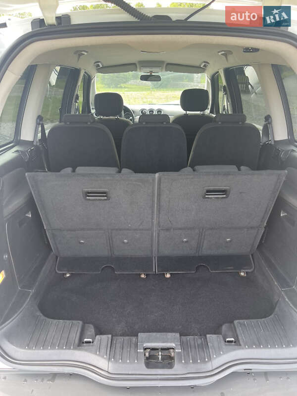 Минивэн Ford Galaxy 2011 в Киеве