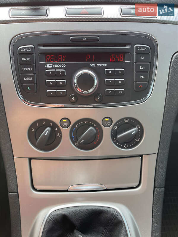 Минивэн Ford Galaxy 2011 в Киеве