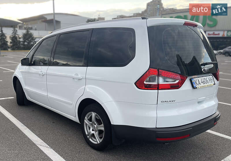 Минивэн Ford Galaxy 2011 в Киеве