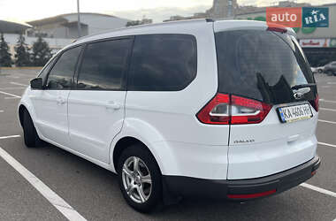 Минивэн Ford Galaxy 2011 в 