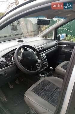 Минивэн Ford Galaxy 2005 в Киеве