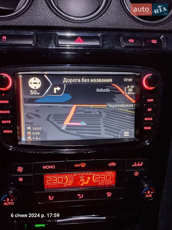 Мінівен Ford Galaxy 2010 в Чернівцях