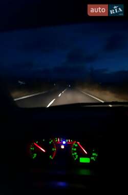 Минивэн Ford Galaxy 2004 в Ужгороде