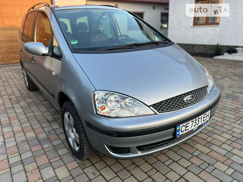 Минивэн Ford Galaxy 2004 в Новоселице