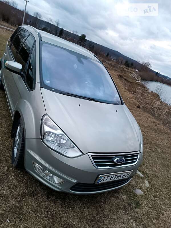 Мінівен Ford Galaxy 2010 в Калуші