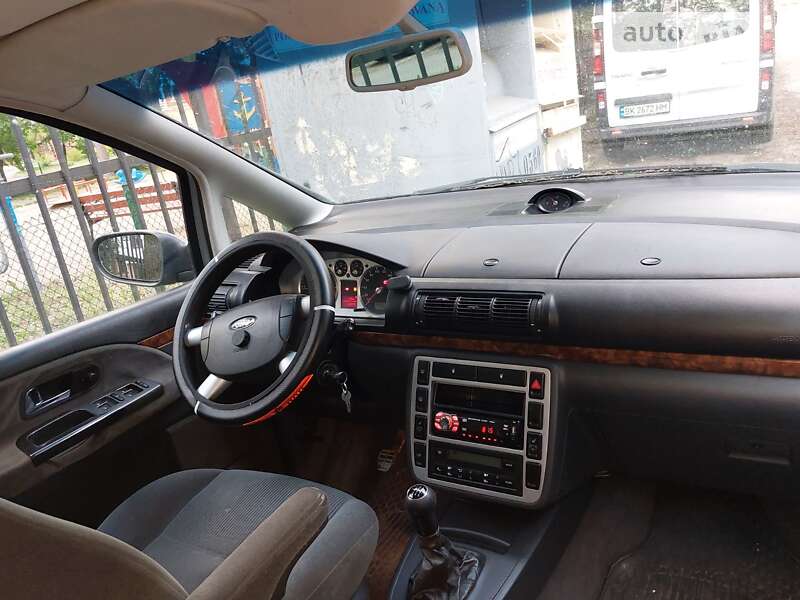 Минивэн Ford Galaxy 2004 в Ровно
