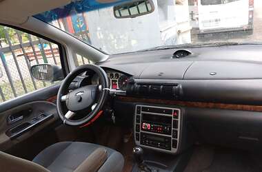 Минивэн Ford Galaxy 2004 в 