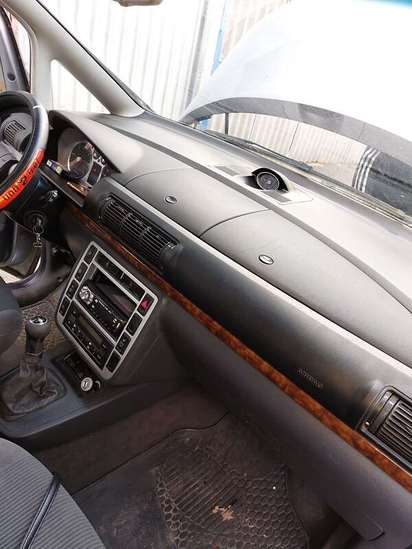 Минивэн Ford Galaxy 2004 в Ровно