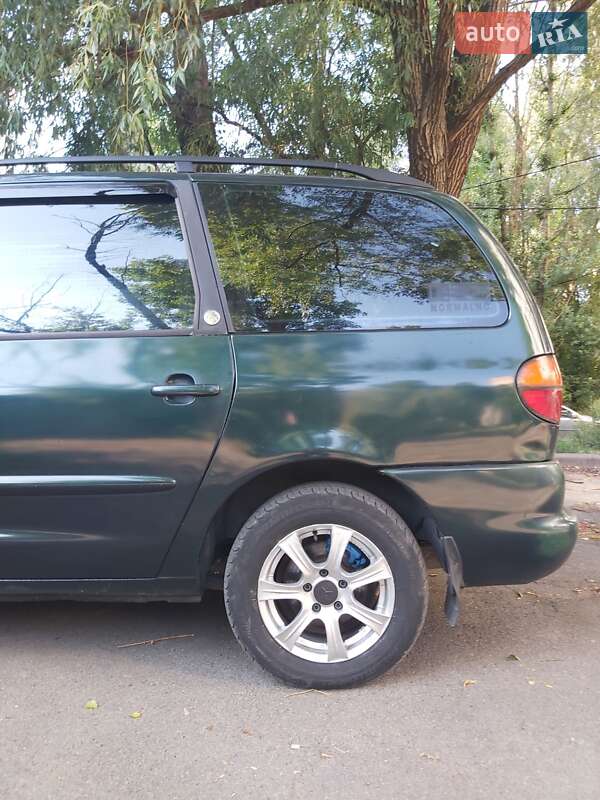 Минивэн Ford Galaxy 1996 в Киеве