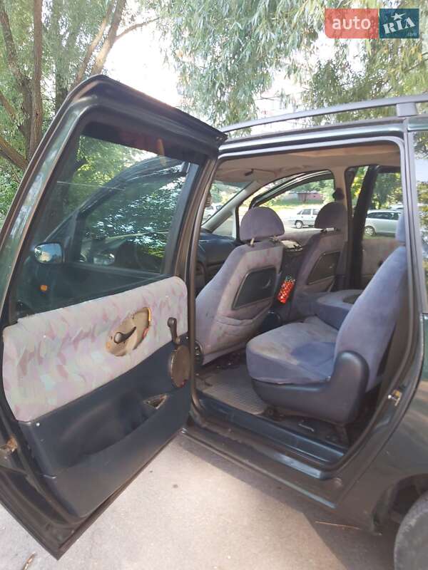 Минивэн Ford Galaxy 1996 в Киеве