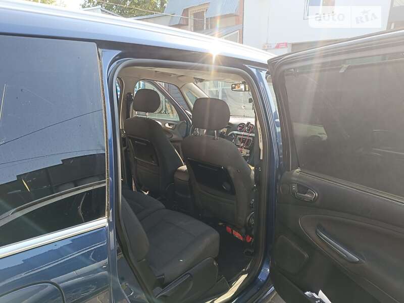 Минивэн Ford Galaxy 2010 в Львове