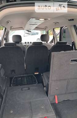 Минивэн Ford Galaxy 2013 в 