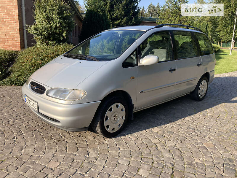 Мінівен Ford Galaxy 2000 в Львові