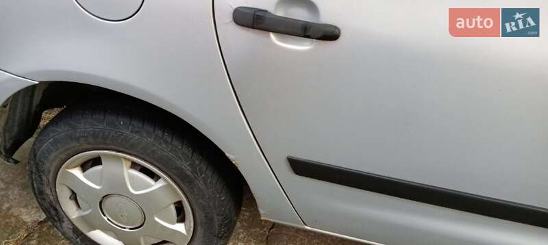 Мінівен Ford Galaxy 2000 в Ужгороді