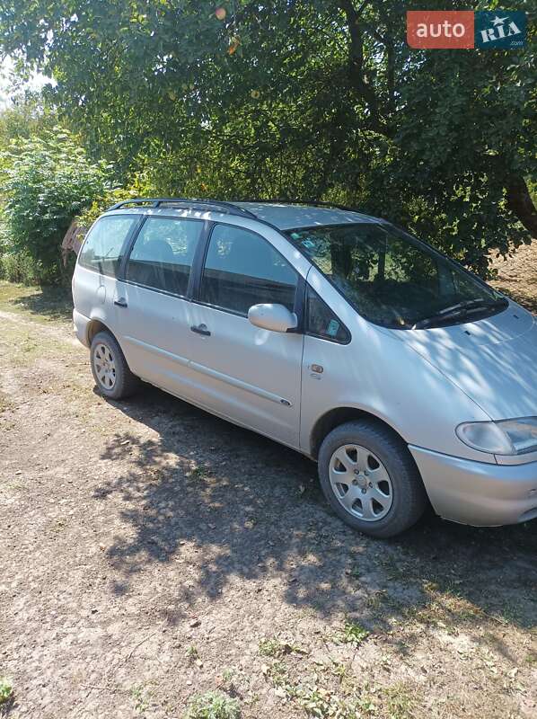 Мінівен Ford Galaxy 1998 в Чернівцях