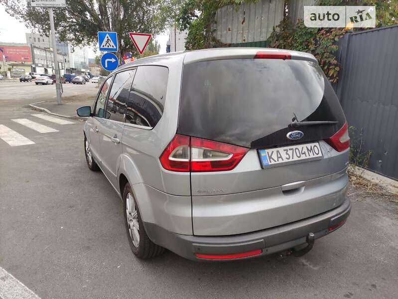 Минивэн Ford Galaxy 2009 в Киеве